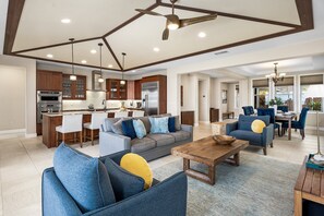 Hus, 3 soverom | Oppholdsområde | Smart-TV