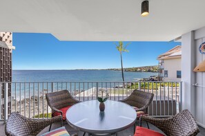 Condo, 2 chambres | Restauration en plein air