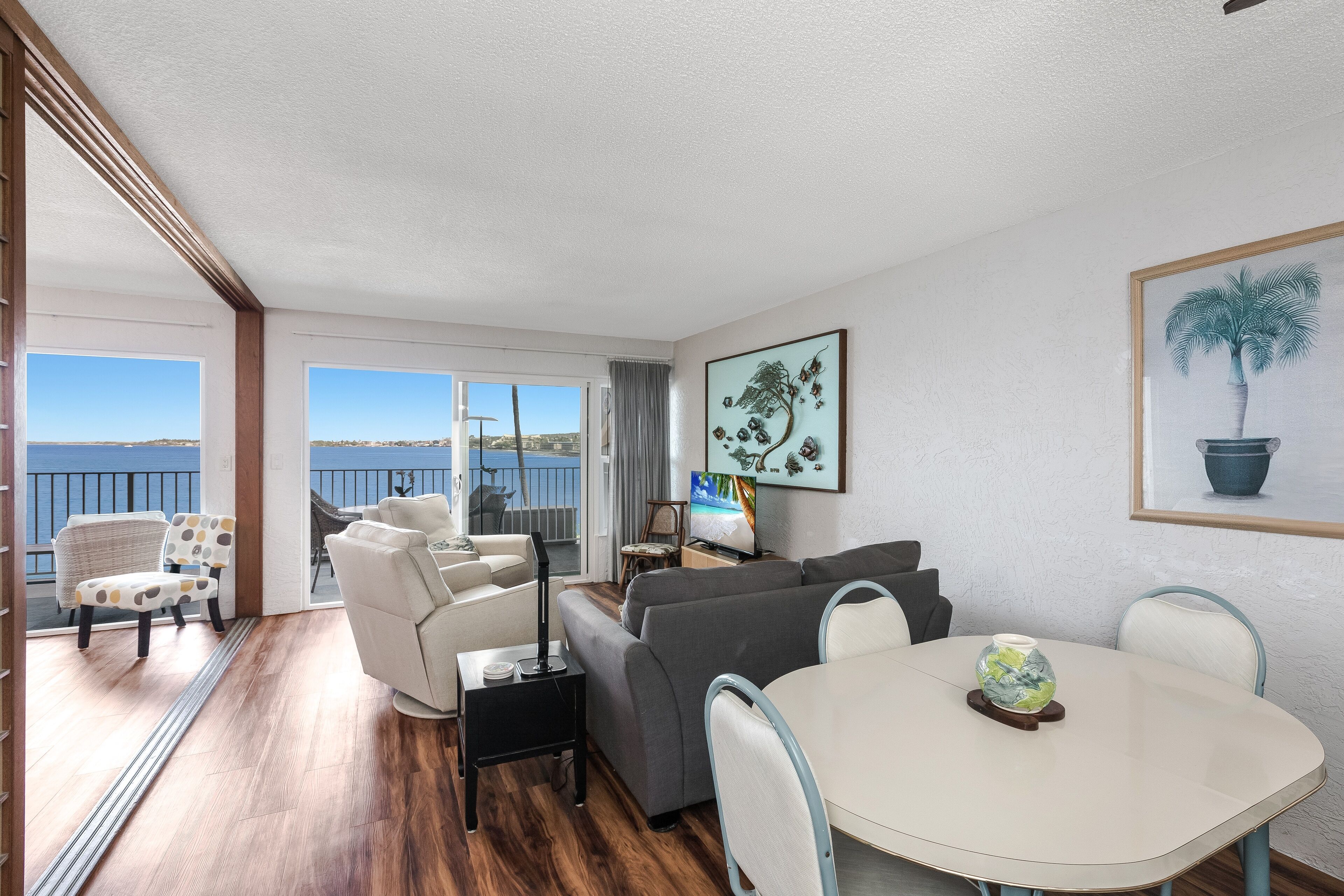 Kondominium, 2 kamar tidur | Area keluarga | Smart TV