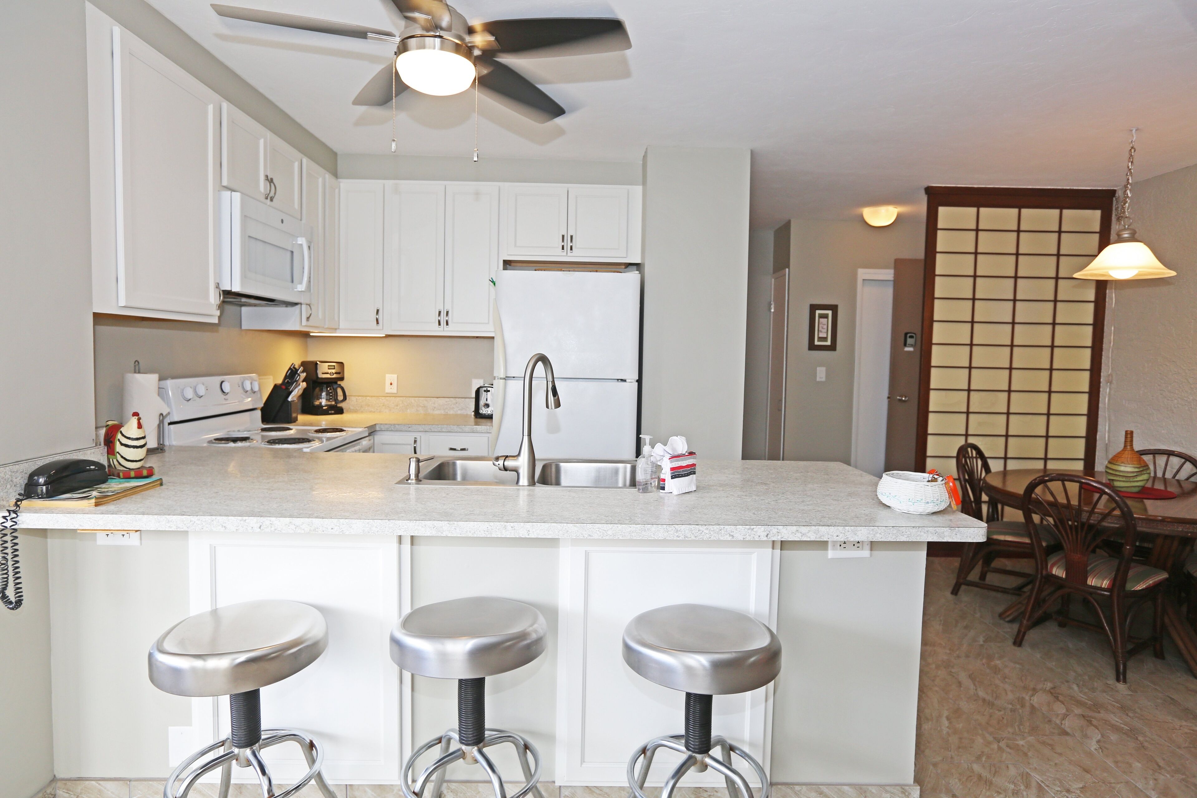 公寓式客房, 1 间卧室 | 私人厨房 | 冰箱、烤箱、茶具/咖啡用具、烤面包机