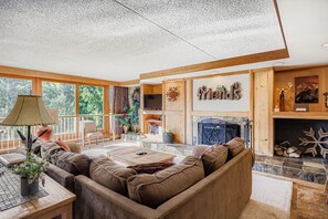 Condo, 2 Bedrooms | Interior - 1806 Decatur 2 Bedroom Condo (Keystone)