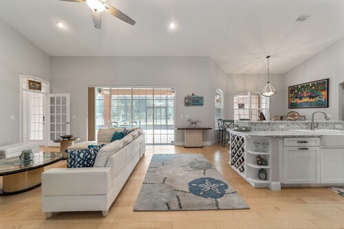 Pasture View Estate - 10 min to WEC - Pets Welcome