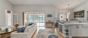 Pasture View Estate - 10 min to WEC - Pets Welcome