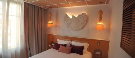 In-room safe, blackout drapes, soundproofing, free WiFi