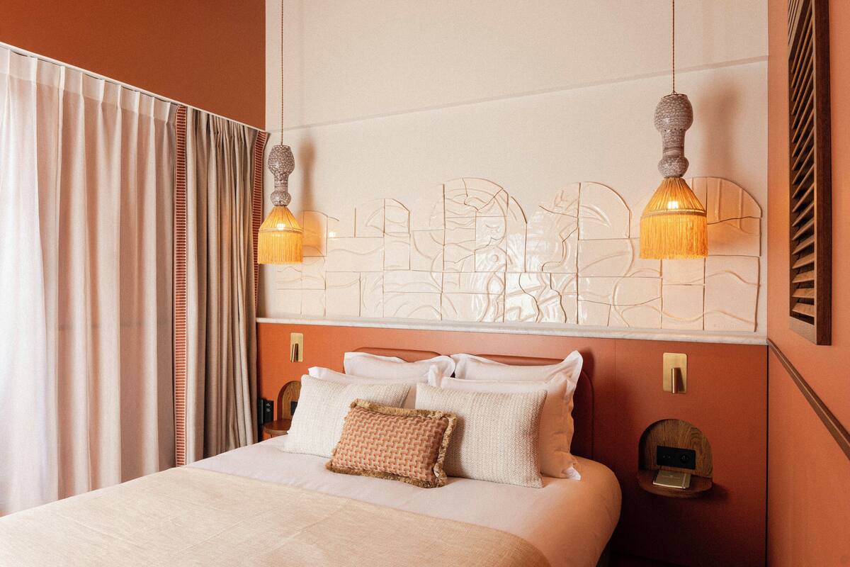 The Signature, Terrace  | In-room safe, blackout drapes, soundproofing, WiFi (free)