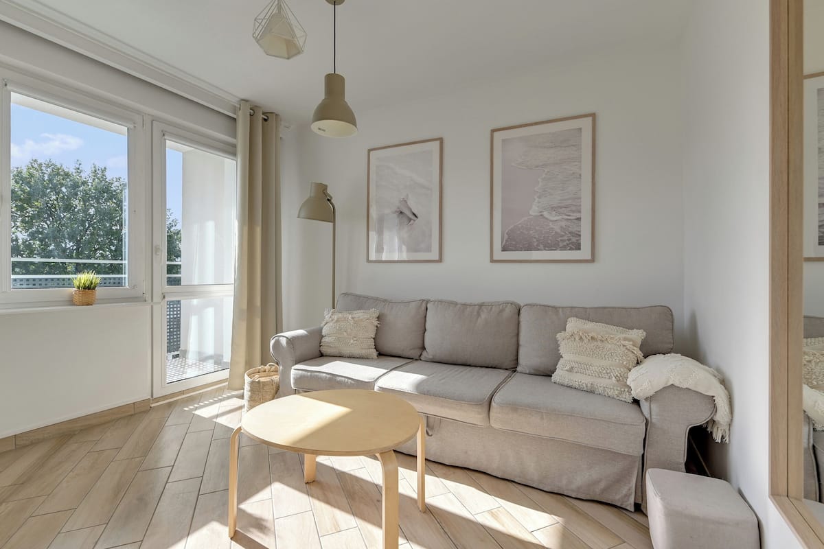 Apartamento conforto | Roupas de cama antialérgicas, ferros/tábuas de passar roupa