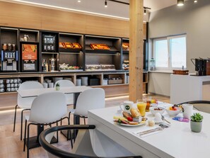 Dining - B&B Hotel Mittenwald (Mittenwald)