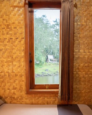 Desk - Villa Situ Patenggang BKSDA (Rancabali)