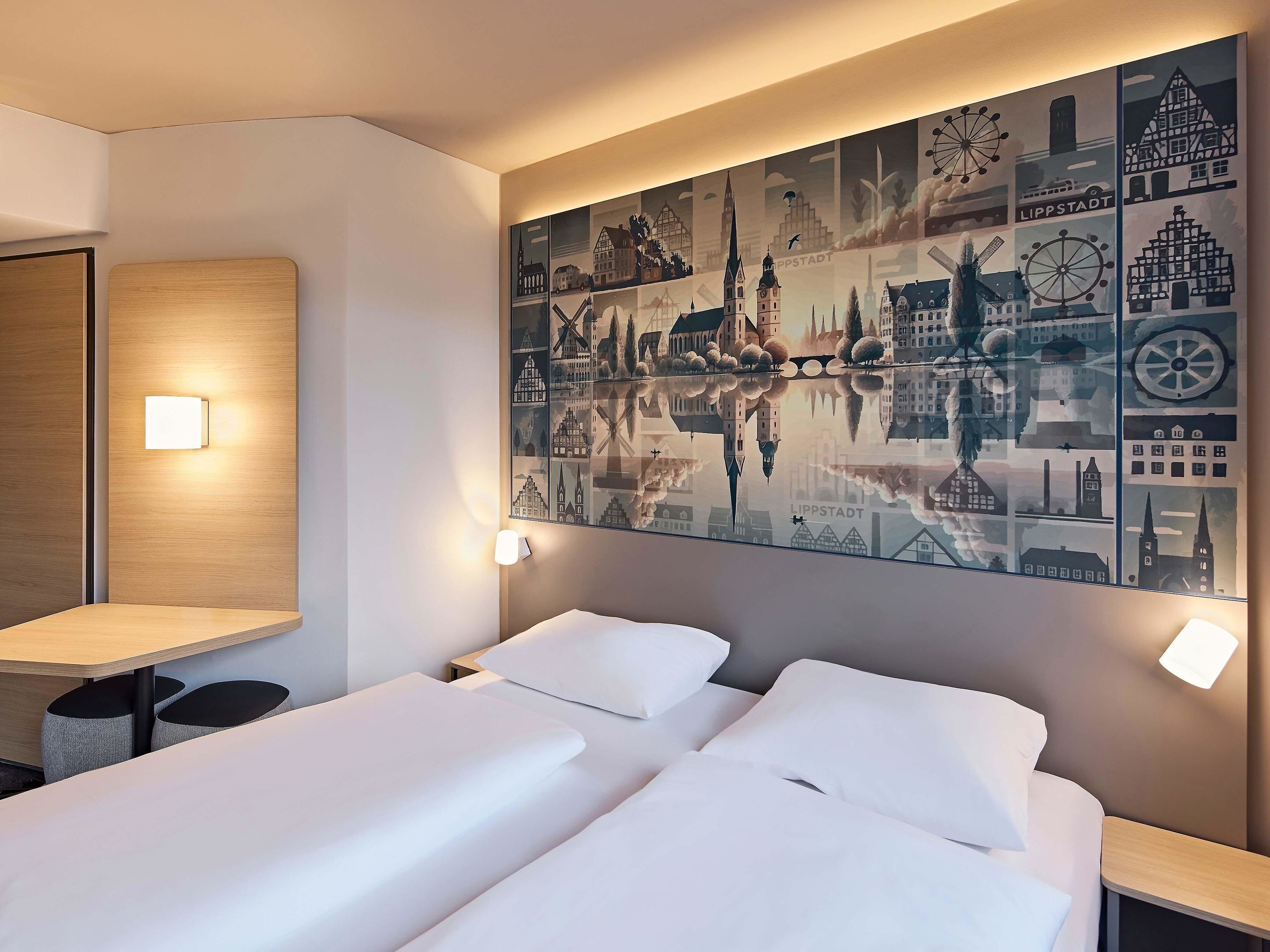 Schreibtisch, kostenloses WLAN