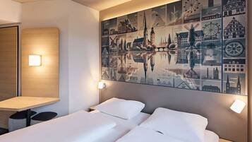 Schreibtisch, kostenloses WLAN