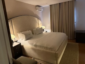 行政单人房 | 办公桌、笔记本电脑工作区、免费 WiFi