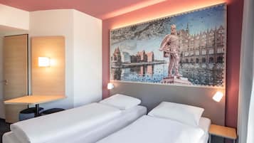 Zweibettzimmer | Schreibtisch, kostenloses WLAN