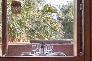 Dining - Studio apartment in the center of the Emerald Coast (Cugnana Verde)