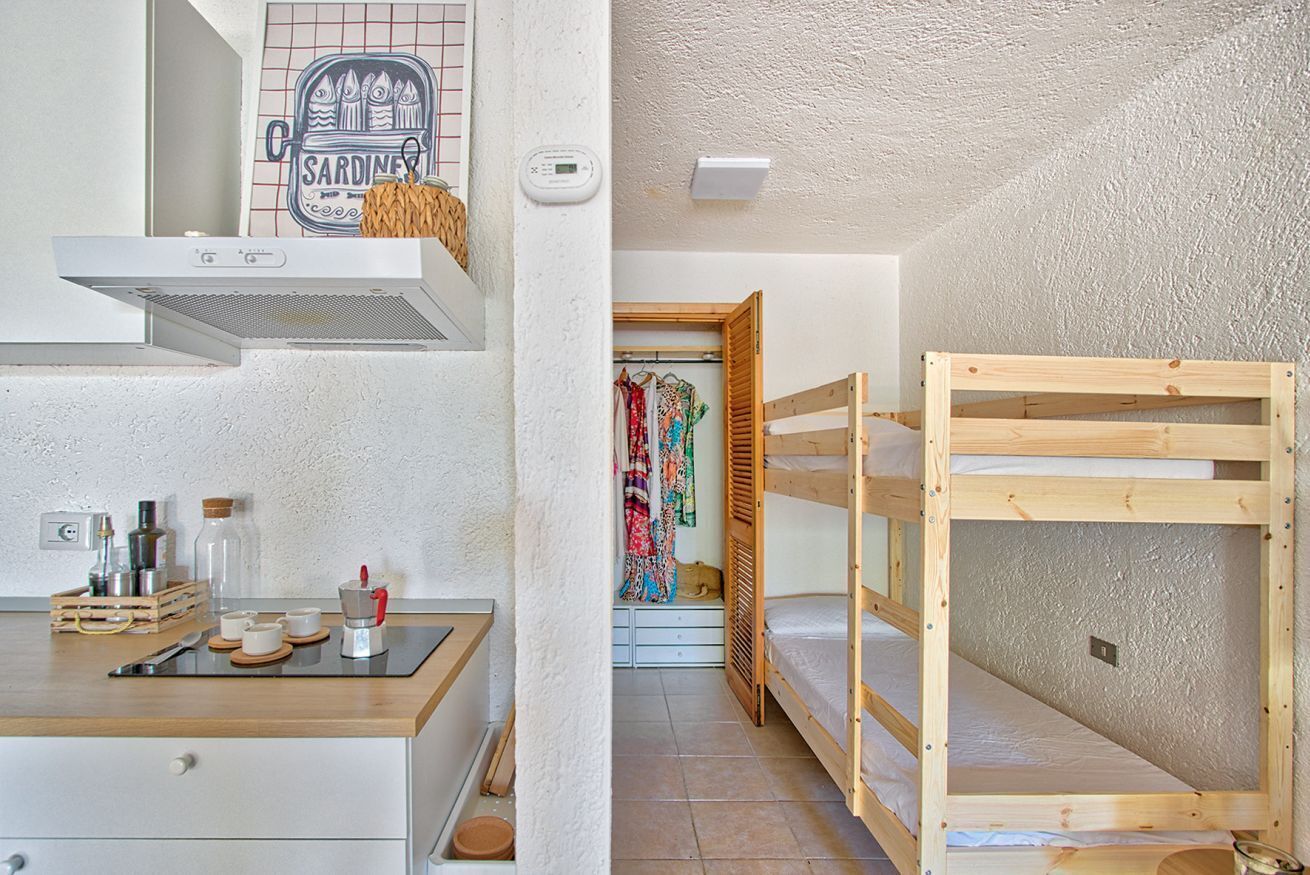 1 camera, Wi-Fi, lenzuola