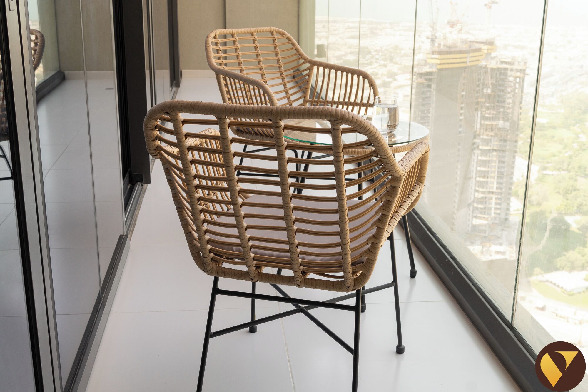 Luxury Apartment, Balcony, Sea View | Iron/ironing board, cribs/infant beds, free WiFi, bed sheets