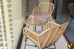 Lúxusíbúð - svalir - sjávarsýn | Straujárn/strauborð, vöggur/ungbarnarúm, ókeypis þráðlaus nettenging