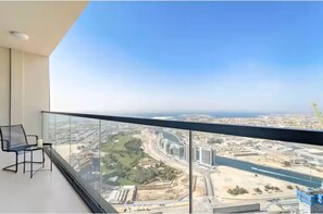 Luxury Apartment, Balcony, Sea View | Pemandangan balkoni