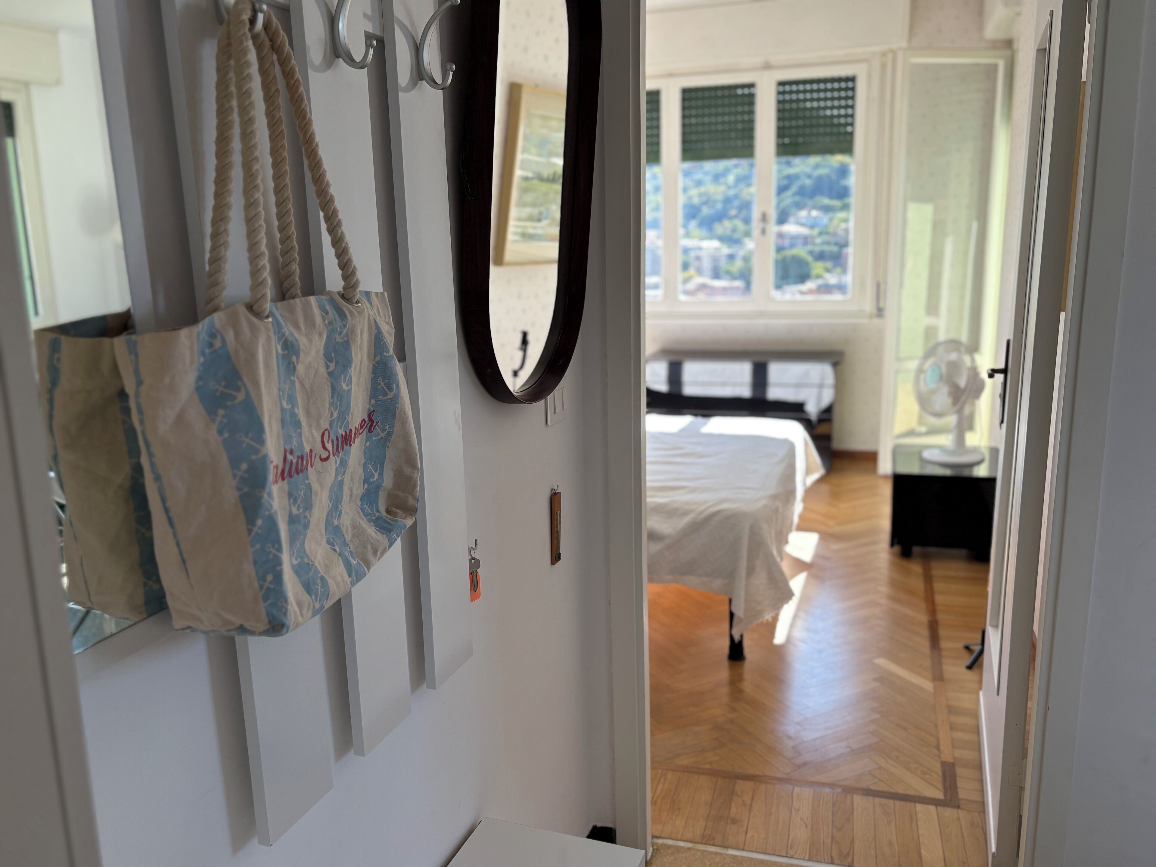 2 chambres, fer et planche à repasser, Wi-Fi, draps fournis