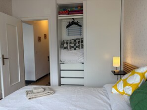 2 Schlafzimmer, Bügeleisen/Bügelbrett, WLAN, Bettwäsche