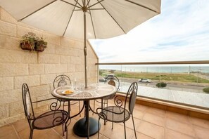 Room - Nahariya Beachside Comfort Stay (Nahariyya)