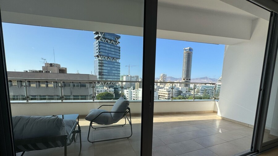 Balcony Views - Specious 2 BR Flat