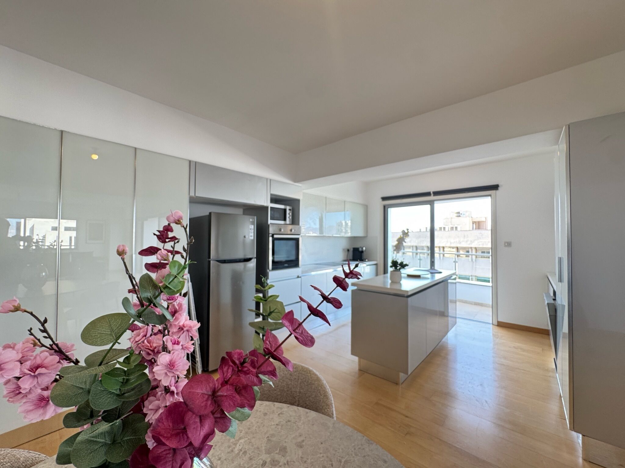 Iron/ironing board, free WiFi