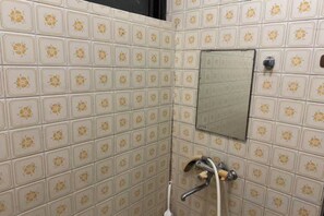 Unclassified image, 4 of 31, button - Mito Houses 19-23 Pax - Breakfast Options (Higashiosaka)