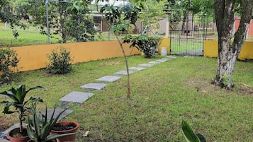 Huis, 3 slaapkamers, roken, privézwembad | Terrein van de accommodatie