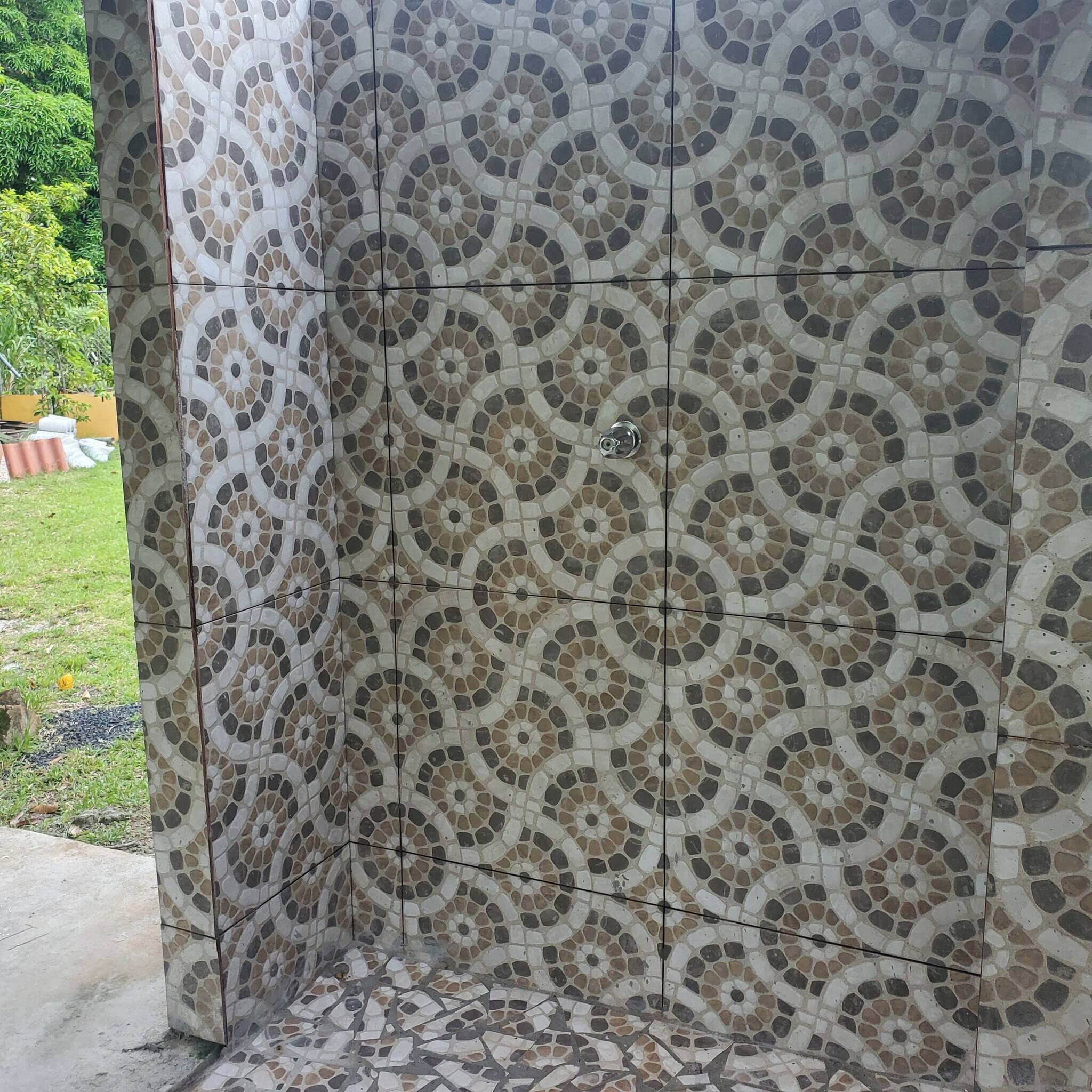 Talo, 3 makuuhuonetta, tupakointi sallittu, yksityinen uima-allas | Ulkoalueet