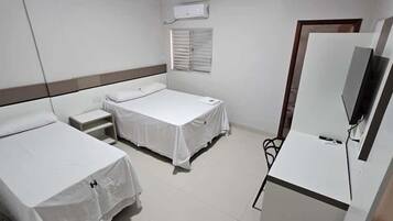 ํด๋์ ๋๋ธ๋ฃธ | ๋ฌด๋ฃ WiFi