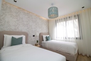 Planxa i posts de planxar, Internet i roba de llit