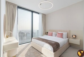 Luxury Apartment, Balcony, City View
