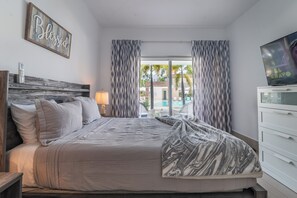 1 chambre, fer et planche à repasser, accès Internet, draps fournis
