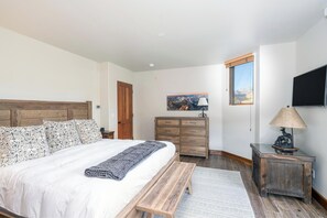 3 Schlafzimmer, Bügeleisen/Bügelbrett, kostenloses WLAN, Bettwäsche