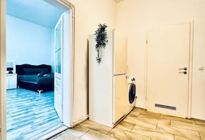 Interior - Beautiful Studio | Quick Access to Rathausplatz (Wien)
