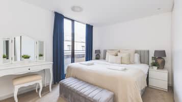 Apartment | Iron/ironing board, free WiFi