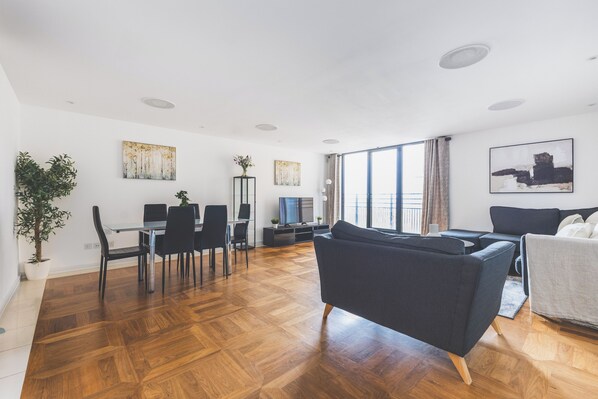 Apartment | Living area