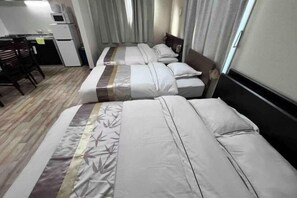 Room - Shinkenmomotani (Osaka)