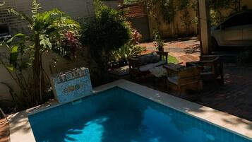 Chambre, 1 chambre, fumeurs, patio | Piscine | Piscine extérieure