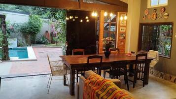 Room, 1 Bedroom, Smoking, Patio | Dining room