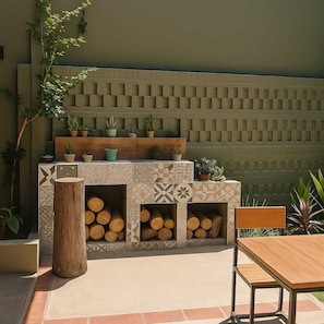 Room, 1 Bedroom, Patio, Pool View | Outdoor dining