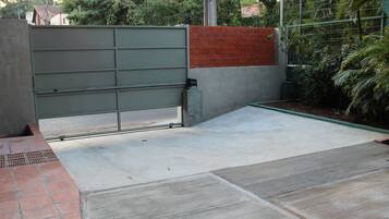 Apartment, 1 Bedroom, Smoking | Property grounds