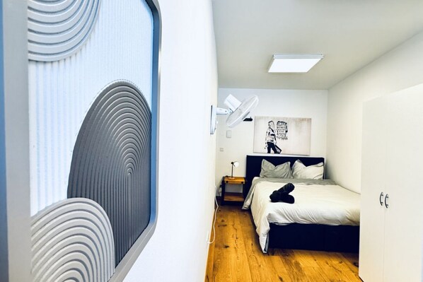 5 chambres, Wi-Fi, draps fournis