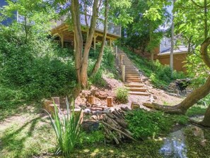 Property grounds - Historic Canal Retreat Near Towpath & Restaurants (Canal Fulton)