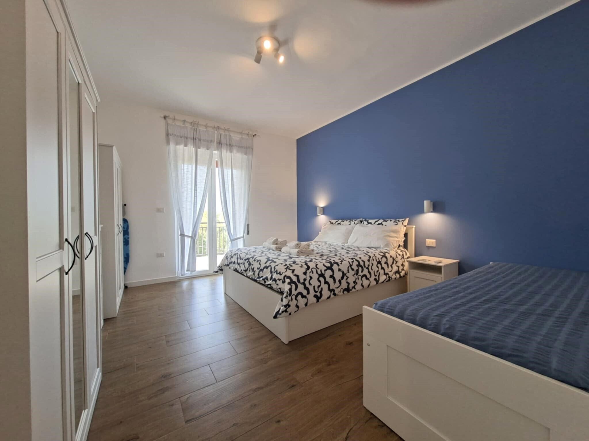 Apartment, Balcony, Park View | Iron/ironing board, free cots/infant beds, free WiFi, bed sheets