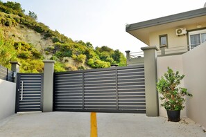 Property grounds - Elegant Villa with Pool & Garden in Eleousis. (Kalithies)