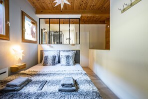 7 soverom, strykejern/-brett, wi-fi (inkludert) og sengetøy