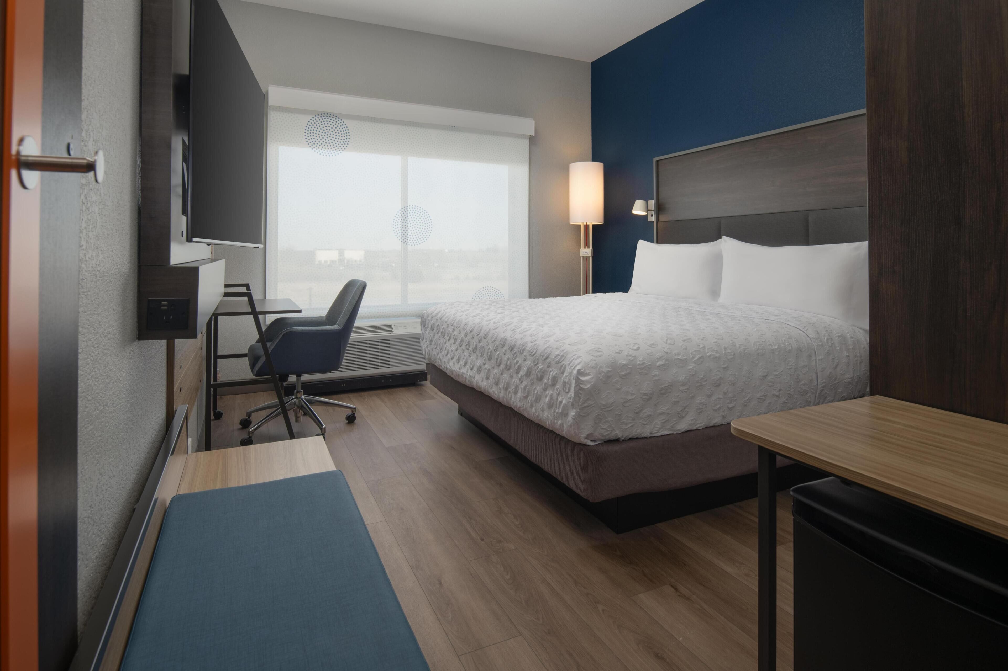 Kamar, 1 Tempat Tidur King | Setrika/meja setrika, Wi-Fi gratis, dan seprai linen
