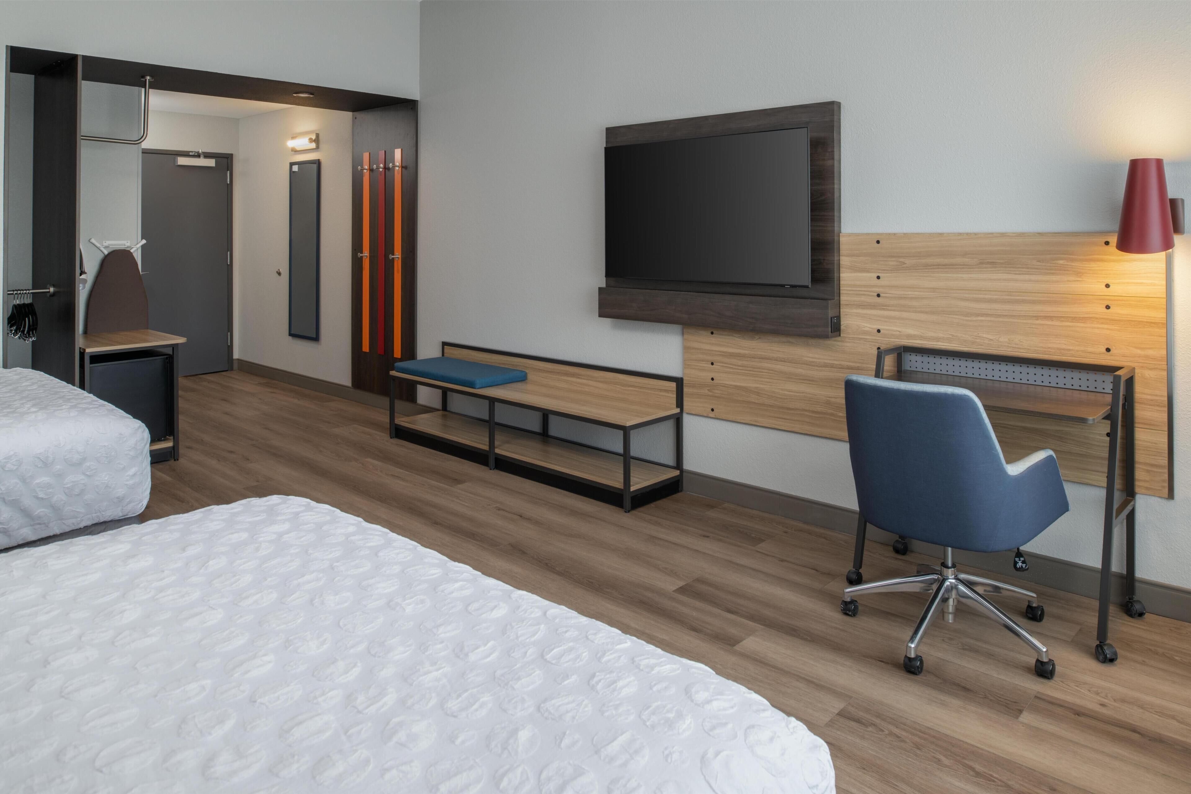 Kamer, 2 queensize bedden | Een strijkplank/strijkijzer, gratis wifi, beddengoed