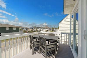 Outdoor dining - Heated Pool Steps to Beach, Cherry Grove Sleeps 24 (North Myrtle Beach)